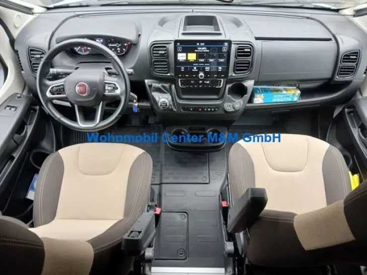 Fahrzeugbild Weinsberg CaraSuite 650 MF 5 Sitzplätze Kamera Markise #5