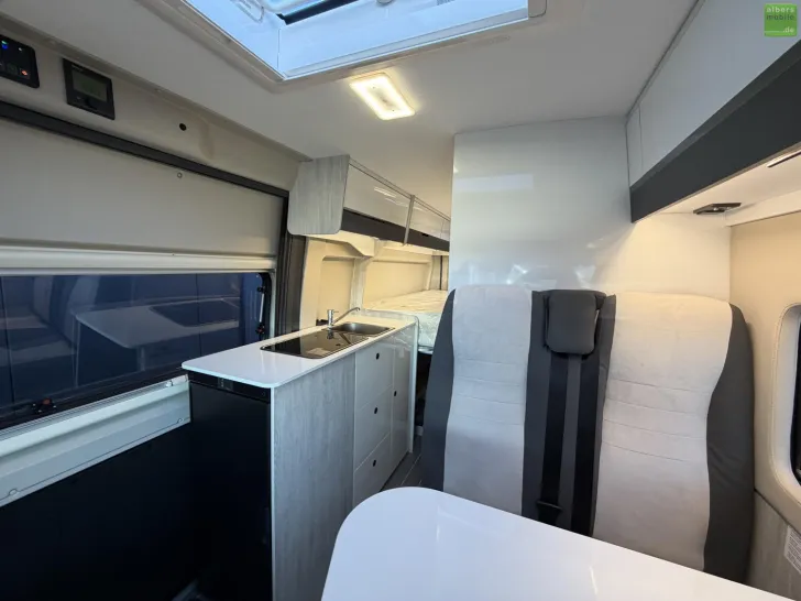 Fahrzeugbild Roller Team Livingstone GO Duo 180PS Safety ACC FullLED 2026 #10