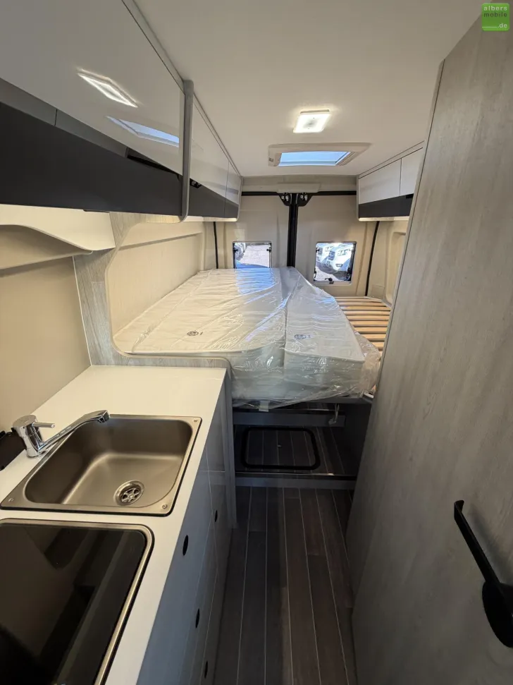 Fahrzeugbild Roller Team Livingstone GO Duo 180PS Safety ACC FullLED 2026 #16