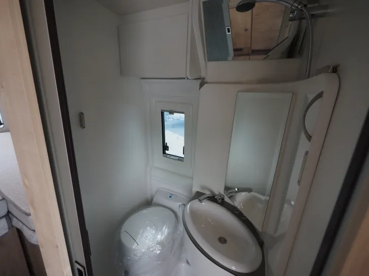 Fahrzeugbild Clever Runner, Schwenkbad, Tageszulassung ! #17