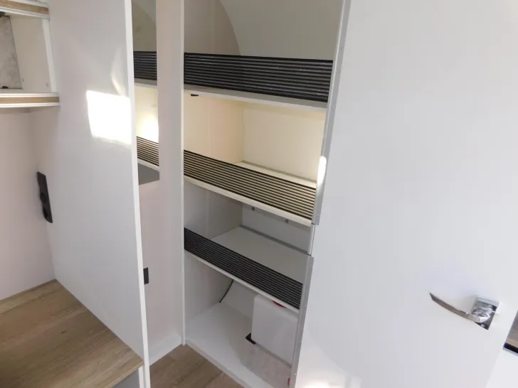 Fahrzeugbild Hobby Beachy 420 2026er Modell !! #9