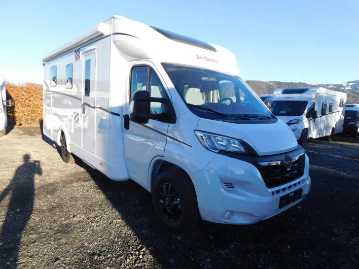 Fahrzeugbild Dethleffs Just Camp T 7052 DBM Verfügbar ab November 2026 #1
