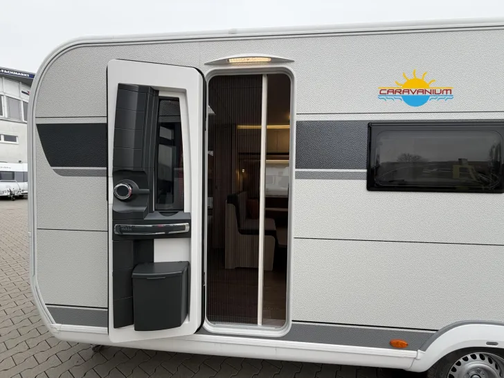 Fahrzeugbild Hobby De Luxe 540 KMFe *1800KG*AMBIENTE* #16