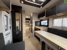 Fahrzeugbild Challenger Teilintegriert Graphite Edition 317 Drive 2026 #11