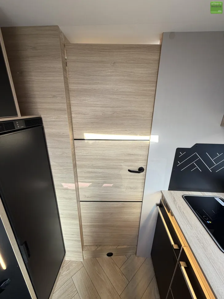 Fahrzeugbild Challenger Teilintegriert Graphite Edition 317 Drive 2026 #16