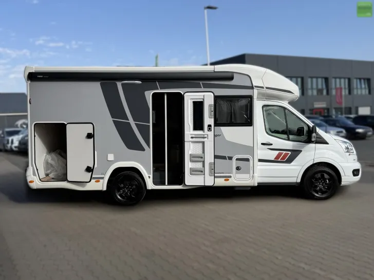 Fahrzeugbild Challenger Teilintegriert Graphite Edition 260 Drive 4100kg #7