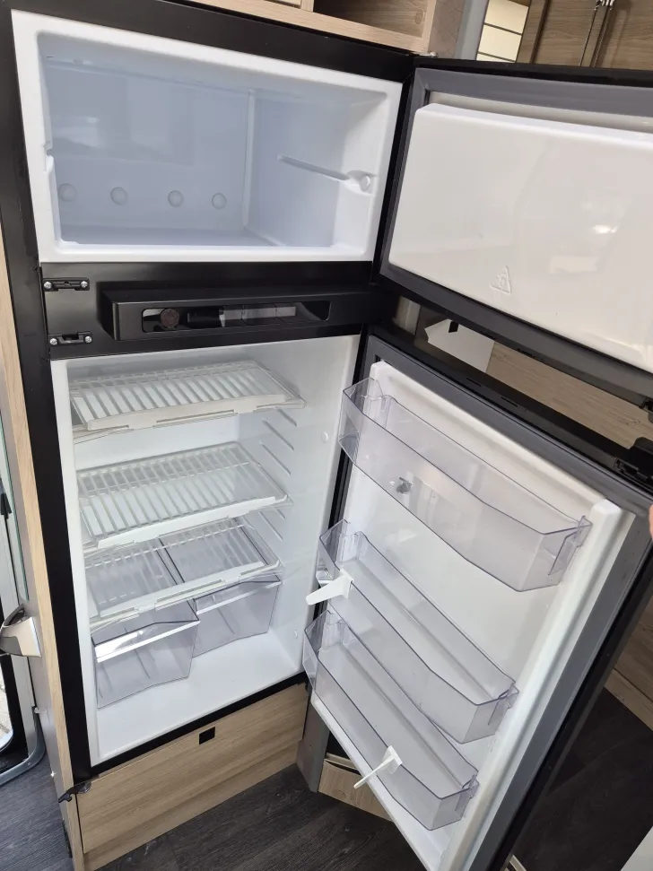 Fahrzeugbild Challenger Teilintegriert 250 Start Edition Junger Gebrauchter #25