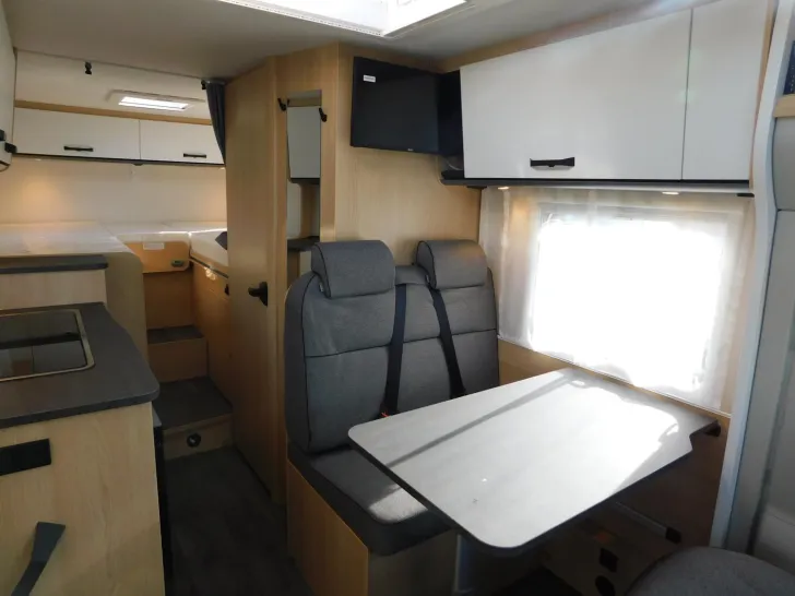 Fahrzeugbild Sunlight Adventure V 66 Verfügbar ab November 2026 #9