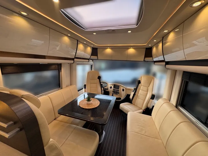 Fahrzeugbild Concorde Charisma 900 M *1. Hand*Hubstützen*Zeder*CL #9