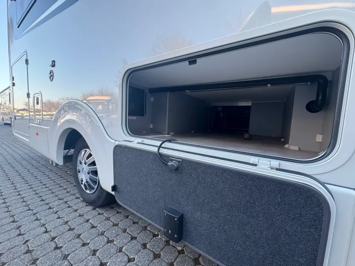 Fahrzeugbild Concorde Charisma 900 M *1. Hand*Hubstützen*Zeder*CL #22