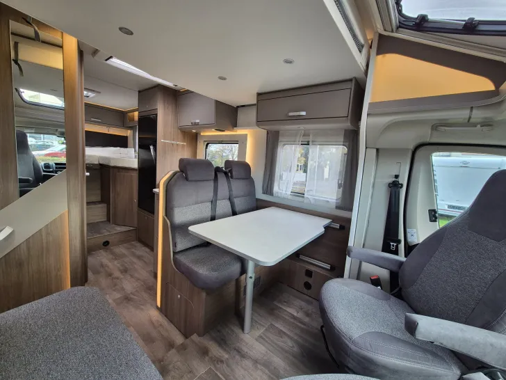 Fahrzeugbild Carado T448 pro+ *Hubbett*Bettenumbau*Holzrost* #11