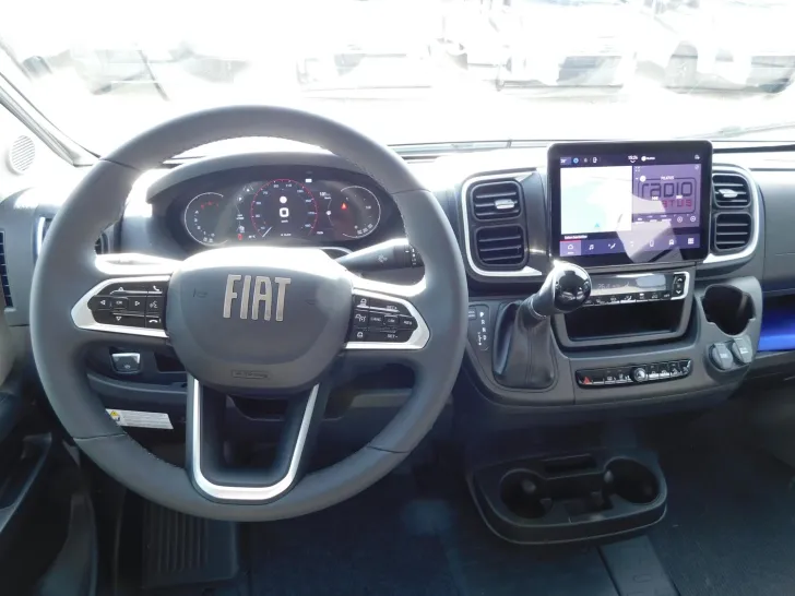 Fahrzeugbild Sunlight Adventure Cliff 540 ACC+Automatik+Navi+Combi4D #8