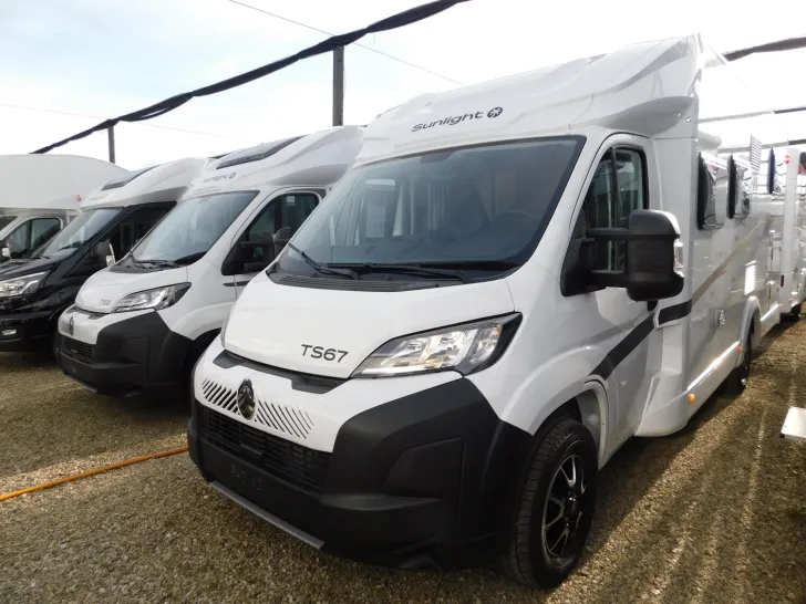 Fahrzeugbild Sunlight Sub TS 67 Markise, Radträger, Hubbett #1