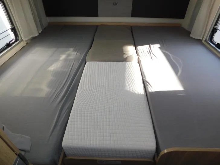 Fahrzeugbild Sunlight T XV 68 Hubbett,Solar,Wechselrichter #15