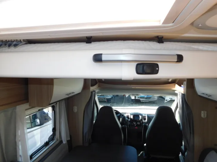 Fahrzeugbild Sunlight T XV 68 Hubbett,Solar,Wechselrichter #23