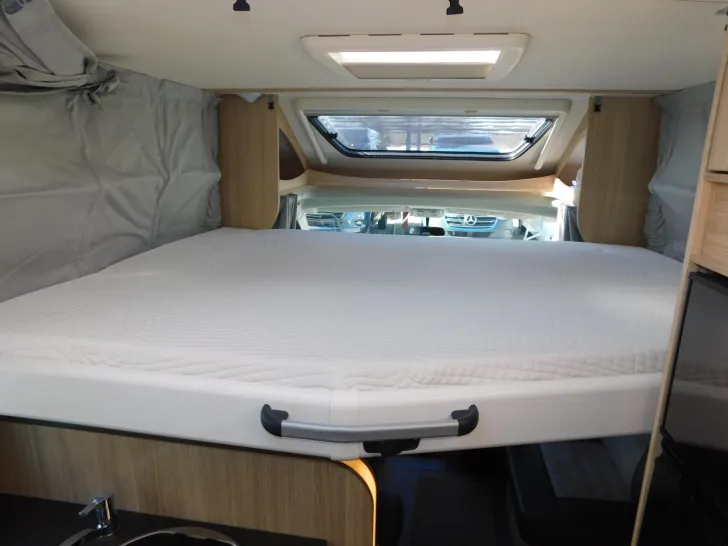 Fahrzeugbild Sunlight T XV 68 Hubbett,Solar,Wechselrichter #24