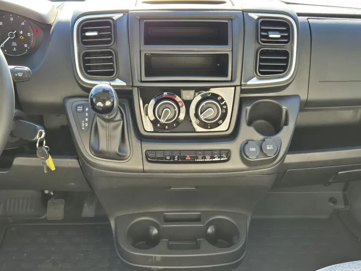 Fahrzeugbild Carado T338 pro+ *Safety-Paket*Hubbett*Automatik* #13