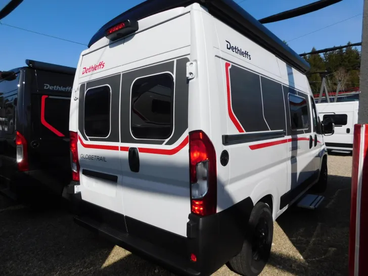 Fahrzeugbild Dethleffs Globetrail 540 DR Fiat 95-Jahre-Paket+Schlafdach #6