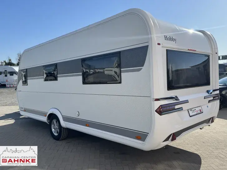 Fahrzeugbild Hobby Excellent 560 CFe Fussbodenerwärmung + Autark #8