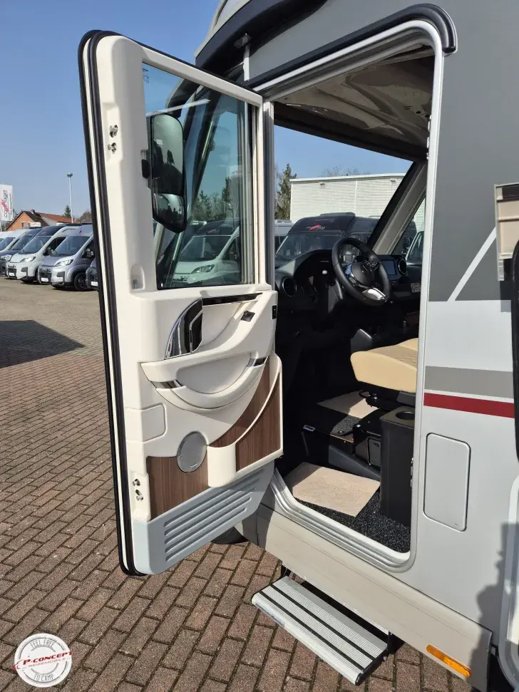 Fahrzeugbild Carthago chic e-line I 51 QB DA Listenpreis: 247.930€ #26