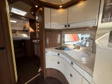 Fahrzeugbild Carthago chic e-line I 61 XL LE *MB 170 PS*Automatik*5,5 to. #8