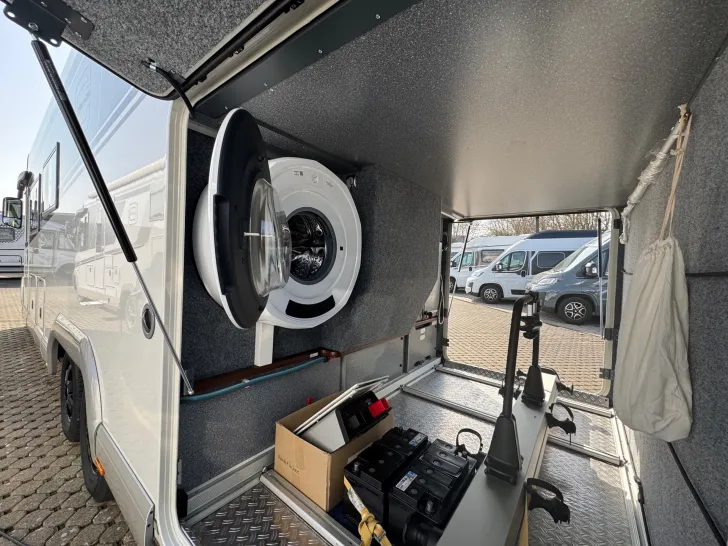 Fahrzeugbild Carthago chic e-line I 61 XL LE *MB 170 PS*Automatik*5,5 to. #15