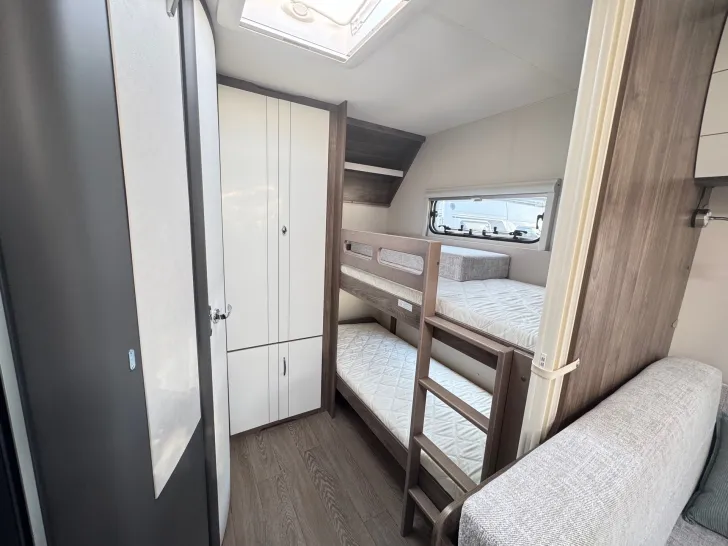 Fahrzeugbild Hobby Excellent Edition 545 KMF Auflastung 2.000kg #8