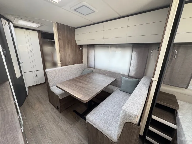 Fahrzeugbild Hobby Excellent Edition 545 KMF Auflastung 2.000kg #6