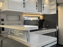 Fahrzeugbild Hobby Excellent 560 CFe Fussbodenerwärmung + Autark #16