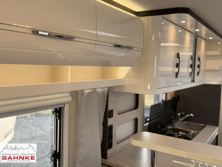 Fahrzeugbild Hobby Excellent 560 CFe Fussbodenerwärmung + Autark #19