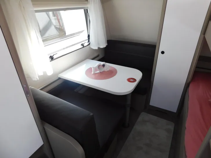 Fahrzeugbild Dethleffs c-go Active 525 KR up 7 Schlafplätze möglich !! #8