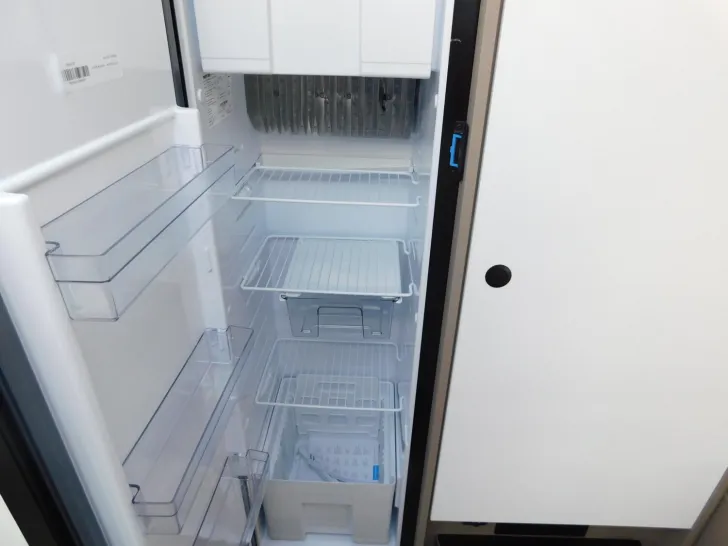 Fahrzeugbild Dethleffs c-go Active 525 KR up 7 Schlafplätze möglich !! #13