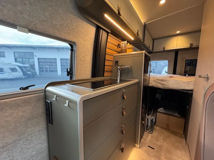 Fahrzeugbild Hymer Camper Van Grand Canyon S 600 X-Bull Exklusiv Umbau #11