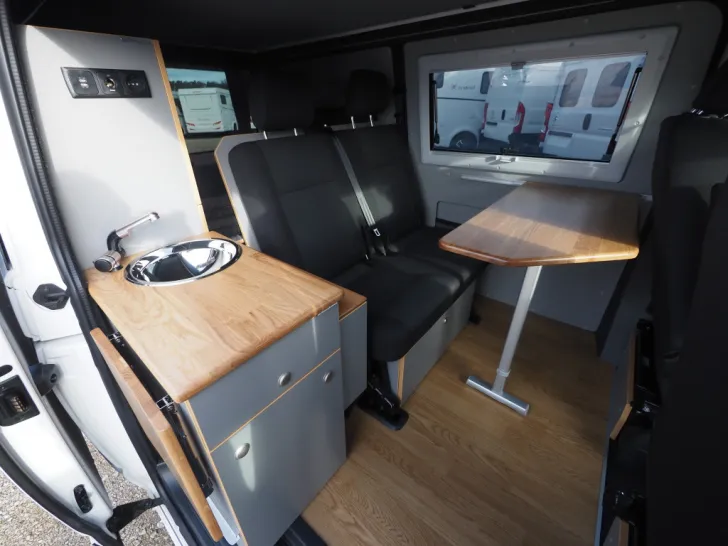 Fahrzeugbild VW T6.1 Easy Camper Classic, Heizung, Kamera #5