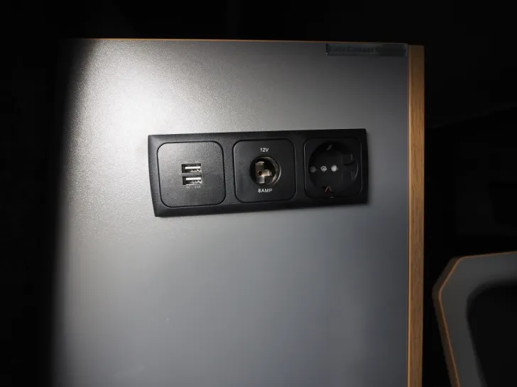 Fahrzeugbild VW T6.1 Easy Camper Classic, Heizung, Kamera #8