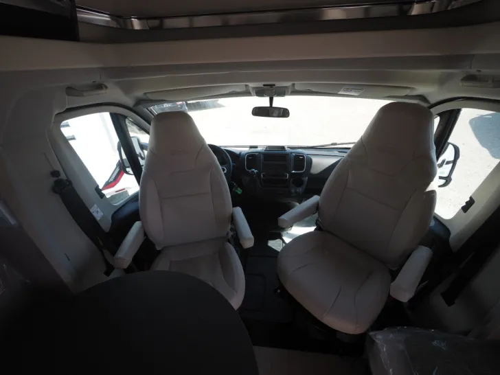 Fahrzeugbild Laika ECOVIP L 3019, 180 PS Aut.,TOPAUSSTATTUNG #6