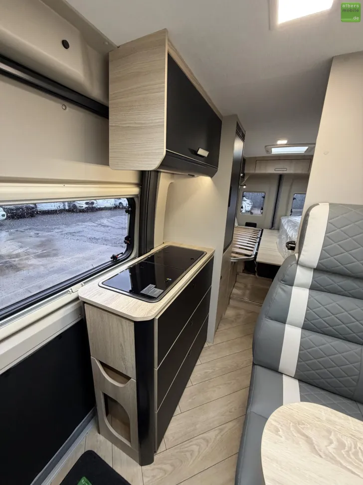 Fahrzeugbild Challenger Van Sport Edition V217 Arctic Drive ACC Safety #12