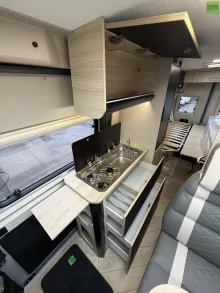 Fahrzeugbild Challenger Van Sport Edition V217 Arctic Drive ACC Safety #13