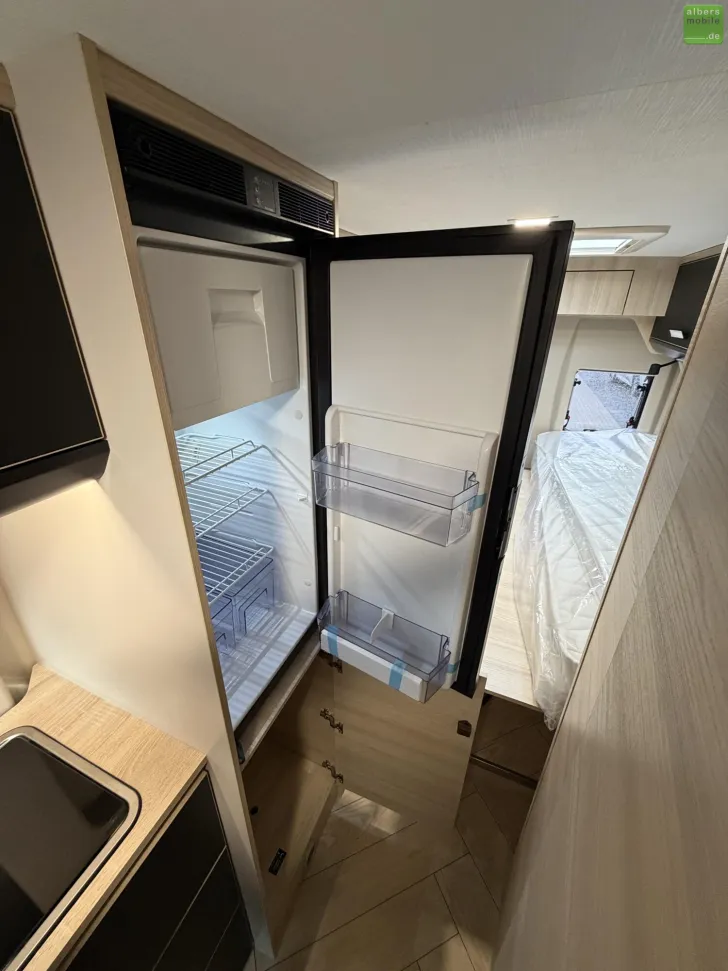 Fahrzeugbild Challenger Van Sport Edition V217 Arctic Drive ACC Safety #14