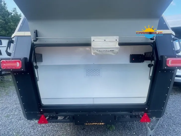 Fahrzeugbild Camppass CR 550i / Innenküche #7