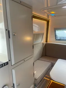 Fahrzeugbild Camppass CR 550i / Innenküche #13