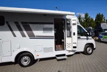 Fahrzeugbild Carado T338 *Hubbett*Faltverdunkelung* #31