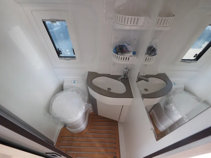 Fahrzeugbild Clever Runner, BusBiker, Wechselr., Solar, Markise, etc #17