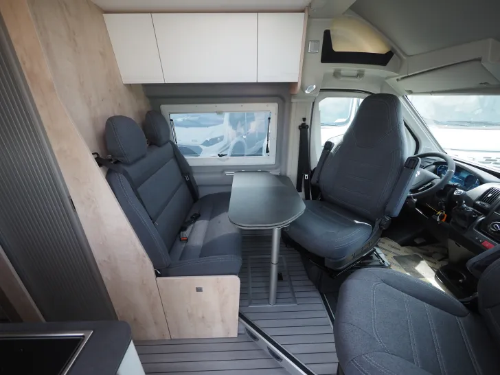 Fahrzeugbild Clever Runner, Tageszulassung mit Sonderpreis ! #8