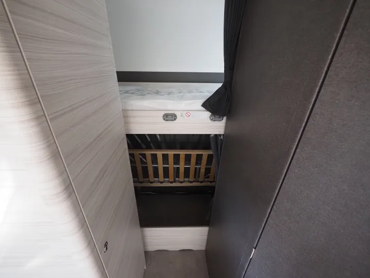 Fahrzeugbild Dethleffs C'Joy 410 LK, Dynamikpaket, Badfenster #7