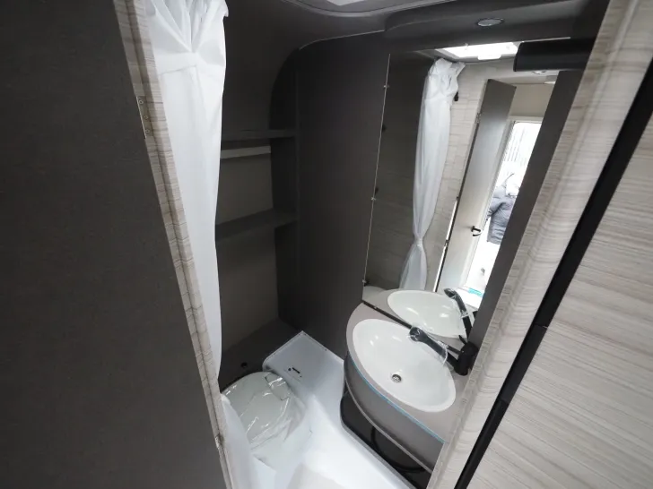 Fahrzeugbild Dethleffs C'Joy Active 420 QSH, Modell 2026 #17