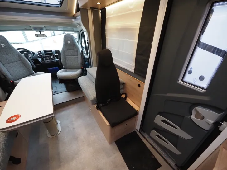 Fahrzeugbild Dethleffs Just Camp T 6762, Auto., Rahmenfen. #10