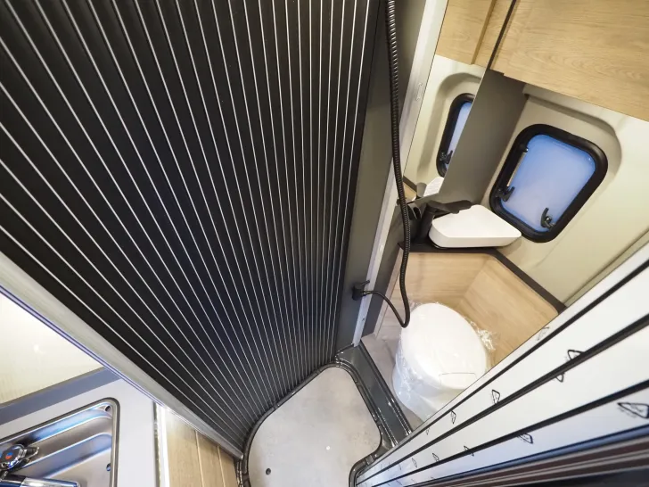 Fahrzeugbild Dethleffs Globetrail 540 DR, Auto., Chassis/El./Komf. uvm #15