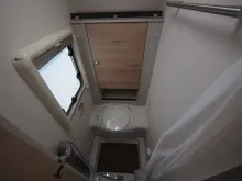 Fahrzeugbild Dethleffs Nomad 490 BLF, Rahmenfenster, Backofen, uvm #11