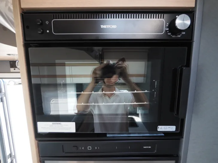 Fahrzeugbild Dethleffs Just Camp T 7052 EB, Hubbett+Isofix, Markise #10